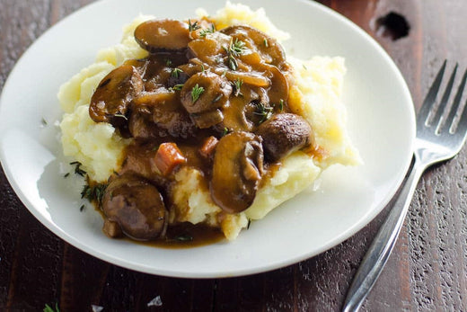 Mashed potatoes with mushroom sauce